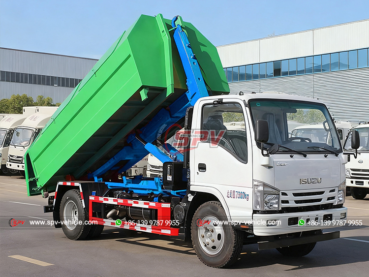 ISUZU 100P Hook Arm Truck Mounted Dustbin Van